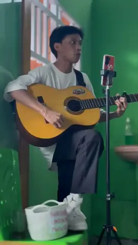 ( AKU CINTA PADAMU ) kamera on📸@tiarlameo  #sitinurhaliza  #akucintapadamu #soundviral #coverlagu #lagu90an #toktitiktok #foryoupage #masukberanda #fypage #lewatberanda #gorontalo #geprektiar 