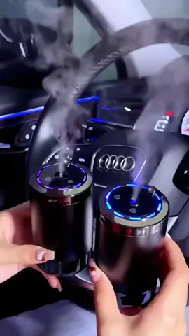 Car aromatherapy machine with starry sky projection#carairfreshener #airfreshener #perfumetiktok #nightlight 