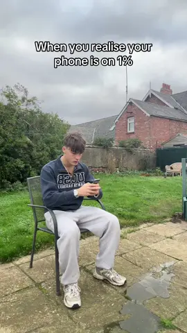 I be ignoring the 5% notification as well 😂 #fyp #relatable #ethan_stee1e 