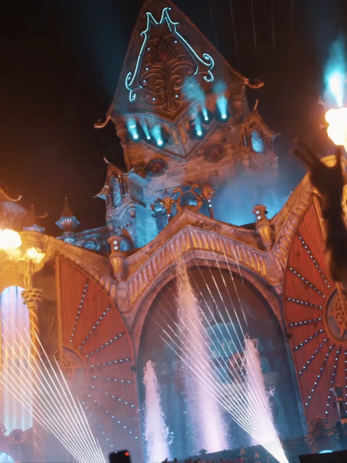 TOMORROWLAND 2015 BEST FESTIVAL IN THE WORLD ❤️🔥 ARCADE MAGICAL  #electronicmusic #rave #dimitrivegasandlikemike #tomorrowland #edm #tomorrowlandforever #festival 