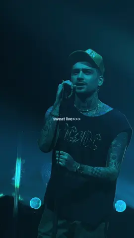 🧎🏼‍♀️🧎🏼‍♀️🧎🏼‍♀️ #zayn #zaynmalik #sttstour #roomunderthestairs #stts @Zayn 