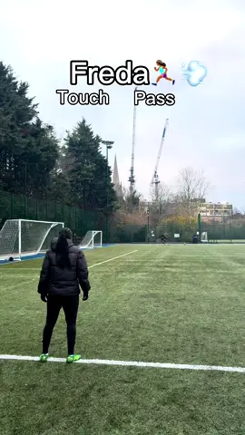 Touch challenge! 🎯#footballchallenge #Soccer #football #viral #futbol @REGGIE @Myrotekk @Nafisa @JAYBEE @danielutd1 