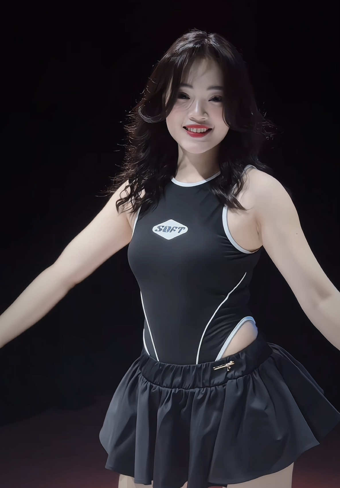 Lời hơi suy mà giai điệu vui thì fai cười xuynh thôi #quynhvenus #cokeodaynhay #tiktokdancevn 