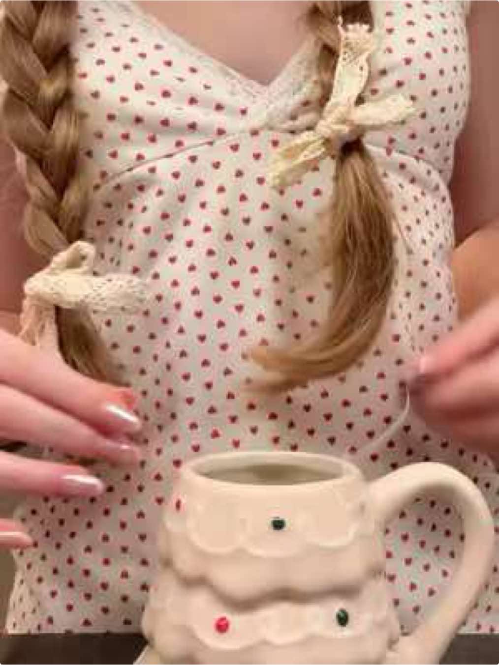 Asmr winter school night routine🎀💌❄️☃️🧦 #aesthetic #winter #christmas #suzandiaries #softgirl #night #cute #girly #girlygirl #rhode #matildadjerf #skincare #fashion #thatgirl #asmr #nightroutine #december #christmasvibes aesthetic , soft girl , that girl , christmas , winter , pinkxmas 