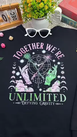 Pink goes good with green 🥰 #wicked #wickedthemusical #wickedmovie #glindathegoodwitch #glinda #glindaandelphaba #elphaba #elphabaoriondoherty #shizuniversity #movie #moviemusical #defyinggravity #cynthiaerivo #arianagrande #fyp #trending #viralvideo 