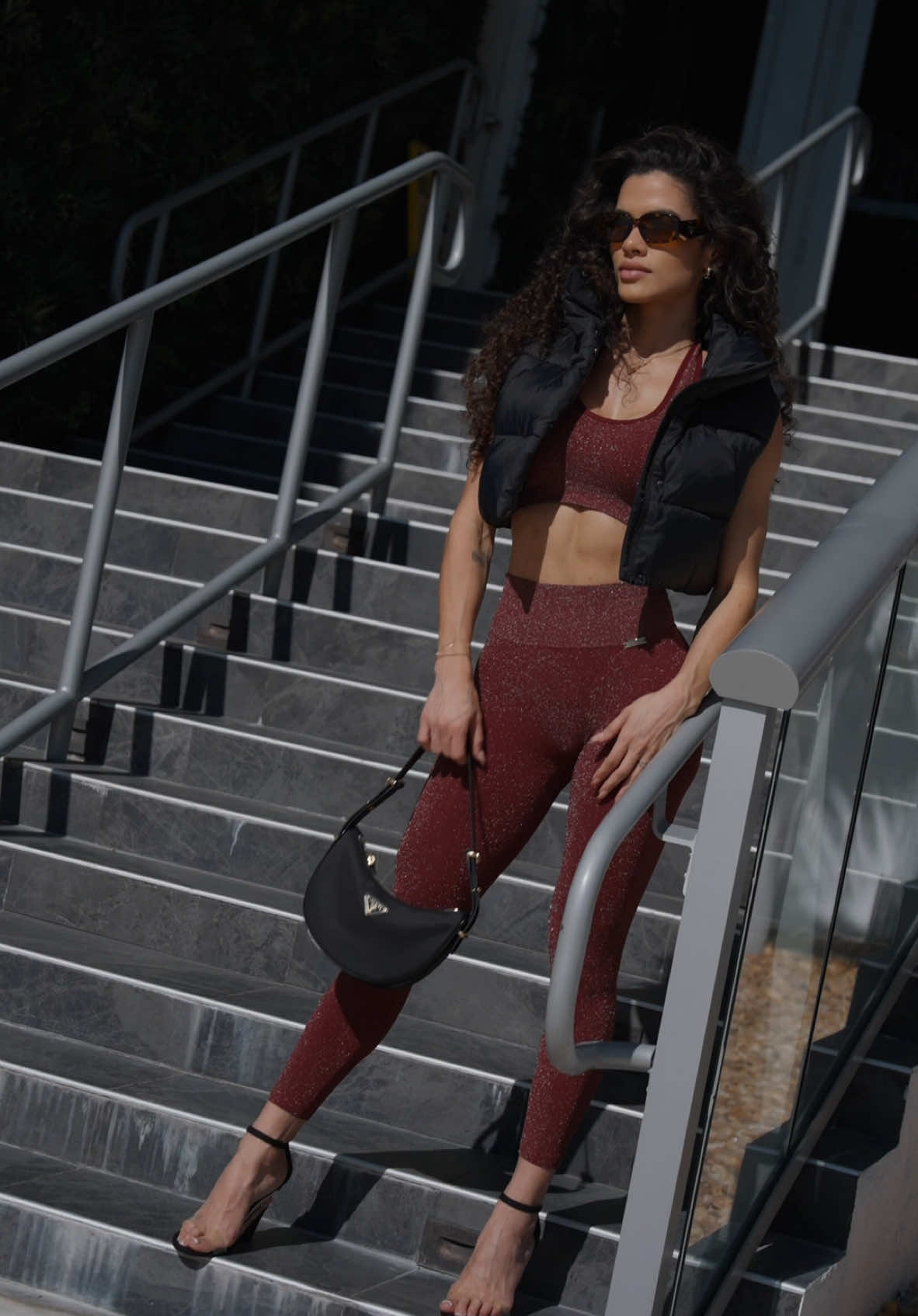 Shimmer V-back, from the gym to anywhere you want to go  ✨😍 @Bombshell Sportswear #bombshellsportswear 