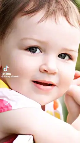 #ترند_اطفال_اطفال_تيك_توك_ #تيك_توك #لولولولواطفال #لولو #وناسه #طيور_الجنة #اغاني#ضحك😂 