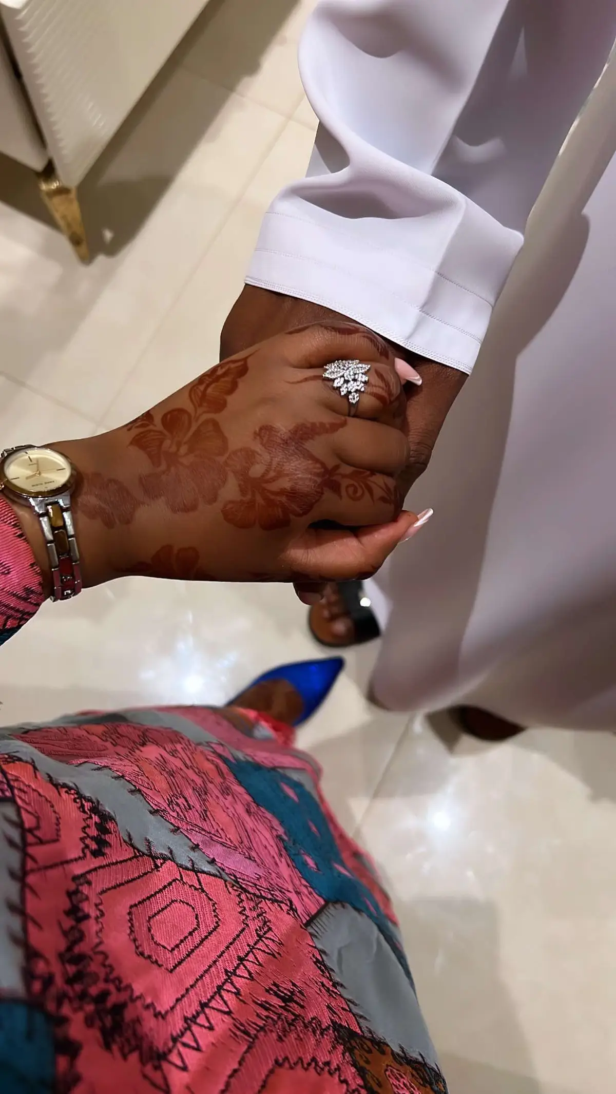 ‏سأختارك دائماً؛ حتى في الايام ‏ التي لا نفهم فيها بعضنا البعض ♥️