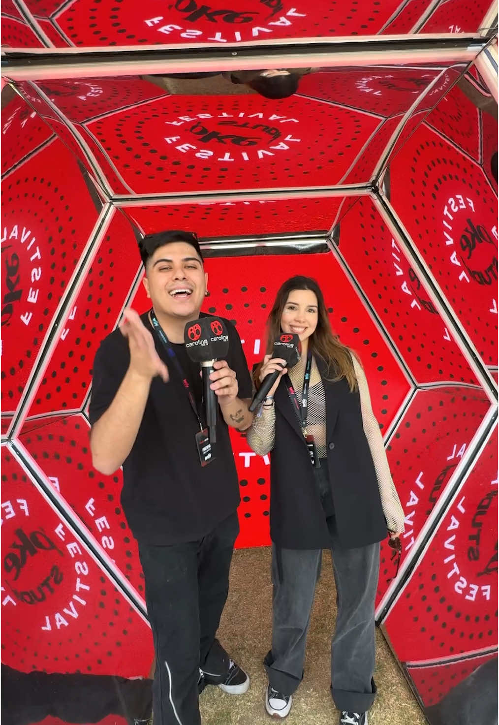 ¡Así se vivió el festival de Coke Studio en Santiago! 🤩 Celebramos, disfrutamos y vivimos momentos increíbles con amigos. Hablamos con los artistas, recorrimos los stands, probamos comida rica y lo dimos todo en cada show🔥🕺 ¡Una experiencia que no olvidaremos! ❤️  #CokeStudio #SubeElVolumen
