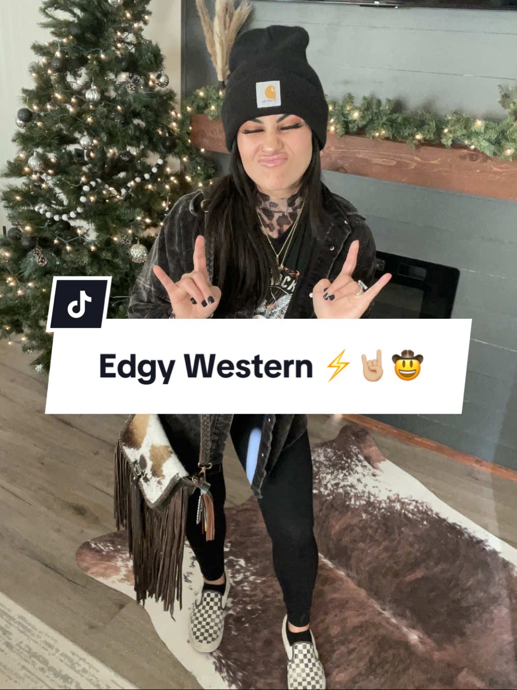 Where are all my y’allternative  girls at?!👌🏼⚡️🖤 ##western##westernfashion##westernfashioninspo##alternative##yallternative##nfr##nfrfashion##nfrstyle##fy##fyp##foryoupage##foryoupageofficiall