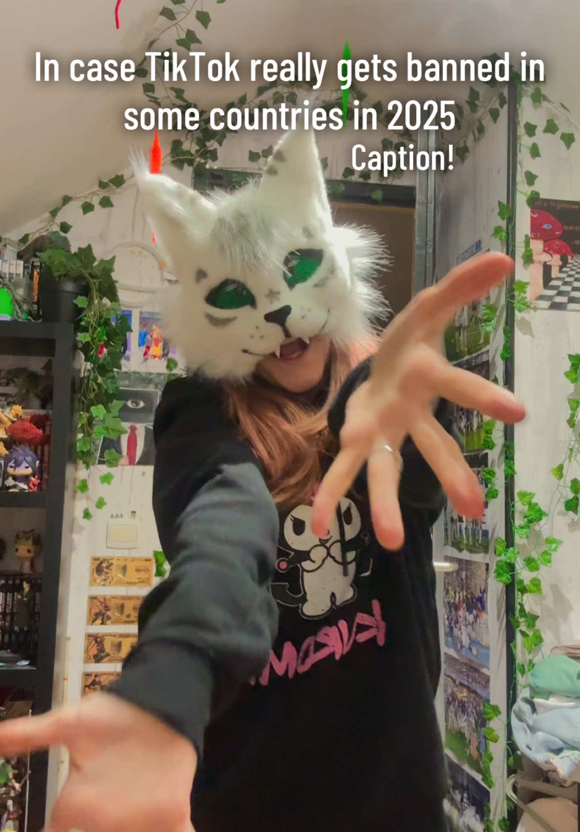 Fortunately it doesn’t affect me because I live in France but I am so sorry for all the people that will have to deal with it 😭 #cosmosonpaws #cosmos #therian #therianthropy #catmask #fyp #theriantiktok #mask 