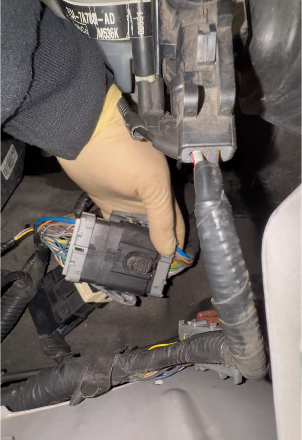 Make sure you properly seat lock connectors! Be thourough! #nostart #f150 #ecoboost #engine #connections