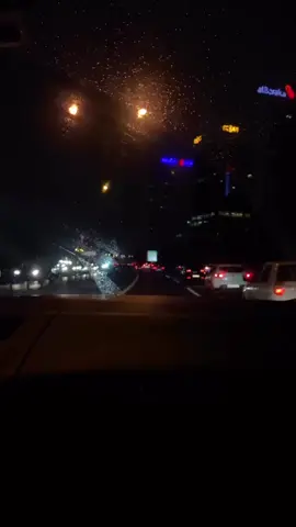 Herşeyden haberim var ama, bazı şeyleri bilmek istemiyorum.😏💫♥️🍁🍂🦋 #annem #yenibaşlangıçlar #yalandünya #yollarbenimsevdam #şarkilardaolmasa #istanbul #vazgeçilmezim #♥️💙 