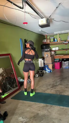 #fyp #witchafineass #legday #BlackTikTok #fitmotivation #beastmodejelly 