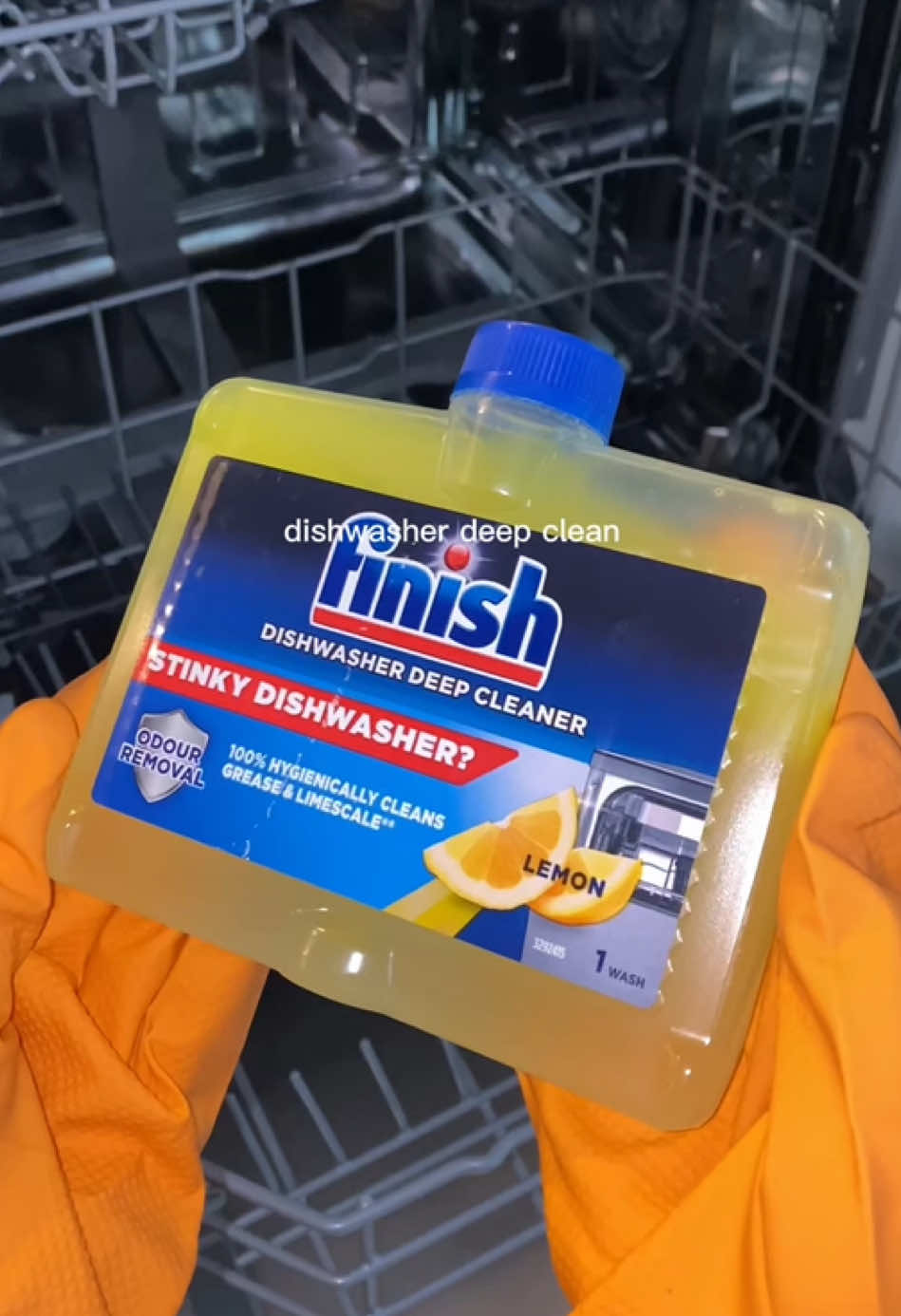 dishwasher deep clean 🧽💛🫧                                               #cleanfinish #CleanTok #fürdich #dishwasher #deepclean #dishwashercleaning #städamedmig #städtok #fördigsidan #fyp #fypsweden #cleaningmotivation 