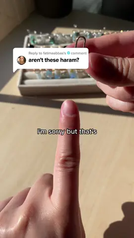 Arent these HARAM?!! 💅🏻💍#pressonnails #nailsoftiktok #nailsart #nailsalon #muslimah 