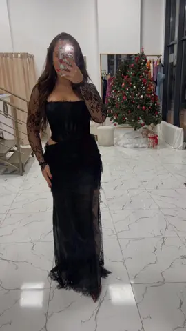 DDNew Black🖤 #diellzadesign #eveninggown #fashion #fashiondesigner #newinstore #dressup #fashiontiktok #newdress #festiveseason 