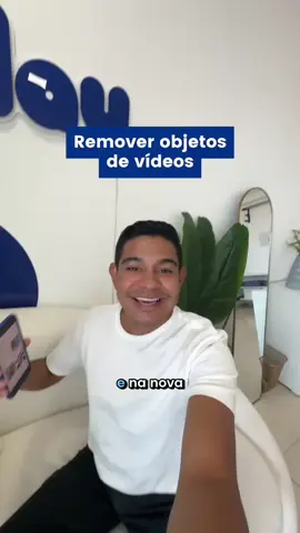 Tem atualização nova no CapCut!! 😱 Essa função salva na hora de remover alguma imperfeição ou pessoa do seu vídeo.  Nos meus testes eu precisei utilizar duas vezes a função em alguns objetos, ou seja, gastei 1000 créditos para a remoção deles, mas na maioria das vezes funcionou bem e em algumas a função travou também, os créditos para utilizar a função são renovados mensalmente para quem tem a assinatura do app. Eu acredito que eles devem atualizar e melhorar ainda essa ferramenta, mas no geral achei uma ferramenta bem interessante pra vídeos. O que vocês acharam? #capcut #removerobjetos 