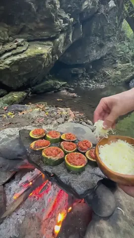 Cooking zucchini ring kebab on natural stone 🥩🪵🏔🌨🌲 #outdoorcooking #cookingasmr #Recipe #leon #cookingnature #foodtiktok #camping #cooking #zucchini 