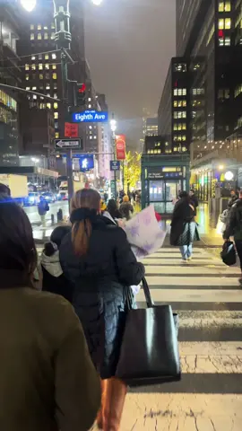 Tuesday night you finished your job and walking back to home in the New York City 🗽🇺🇸😍 ##nyc##manhattan##empirestatebuilding##usa##newyork