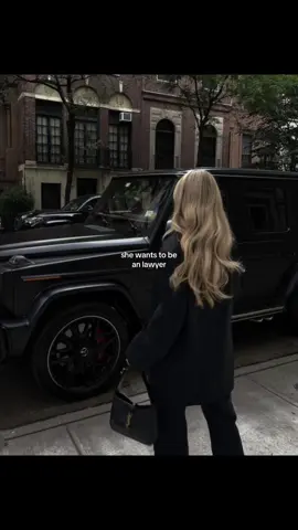 👩🏻‍⚖️💸 Dream job. #viral #lawyer #dreamjob 