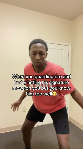 Like bro i’ve seen this move 100x times😂 #fypシ #foryou #viral #basketball #sports #hooper #basketballtiktok #sportstiktok #athlete #hoopersoftiktok #LucBaguma 