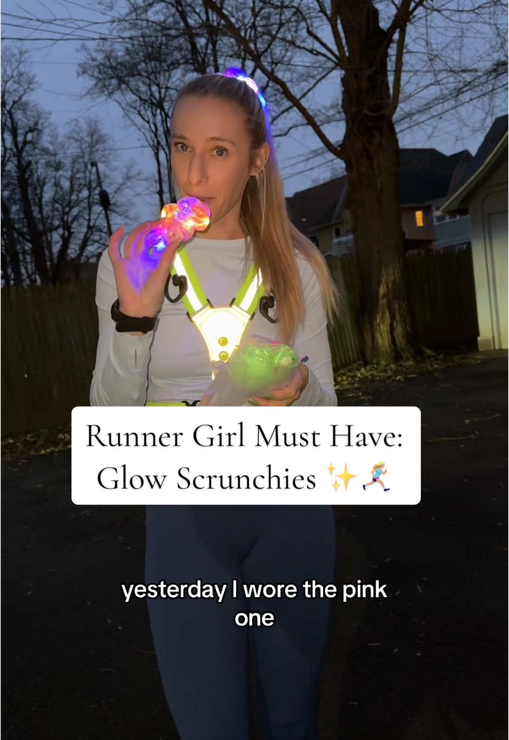 Shine bright on your night runs ✨🌙  #Running #runnergirl #runner #winterrunning #nightrun #staysafe #runningtips 