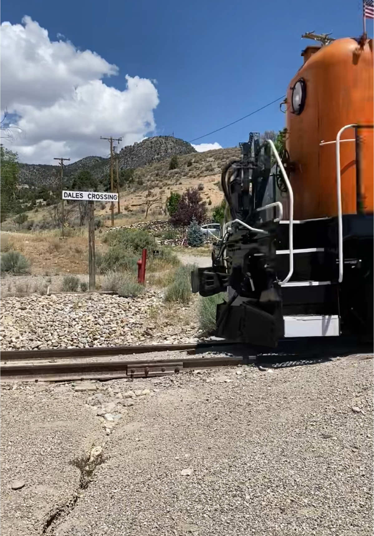 Another angle of Dale's Crossing! 🚂😁 #trains #locomotive #trainride #railway #railroad #crossing