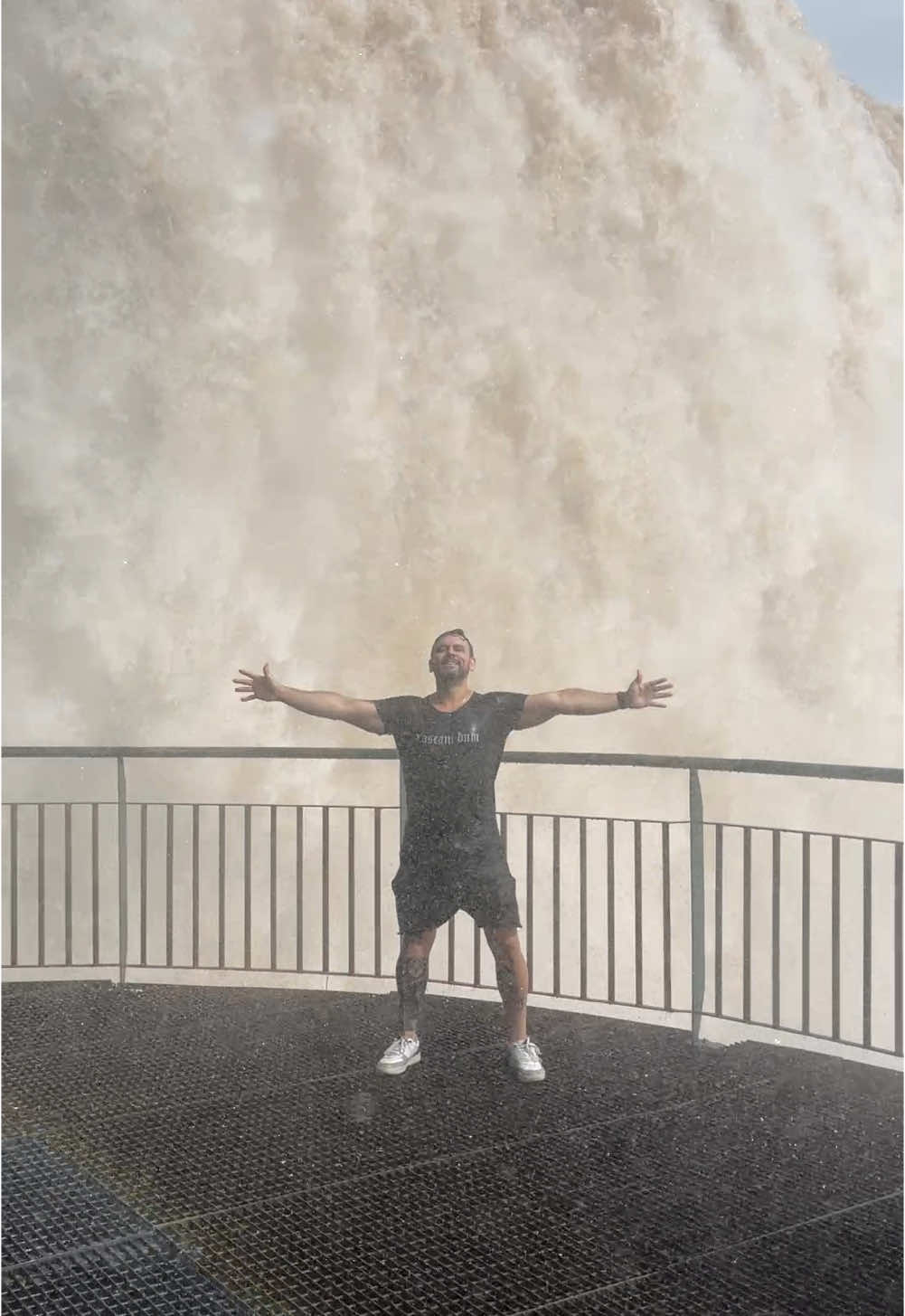 Cataratas lado brasilero !!!#cataratasdoiguaçu #fozdoiguaçu #maravillasdelmundo #maravilladelmundo 