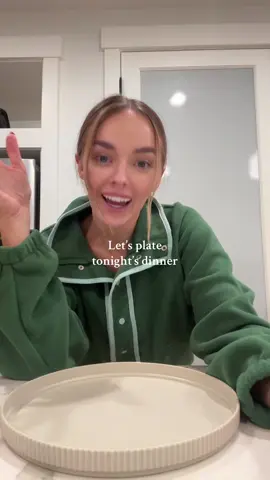 My go to meal thanks to @Victoria Zalic 😍😍 #MomsofTikTok #DinnerIdeas #platedinnerwithme 