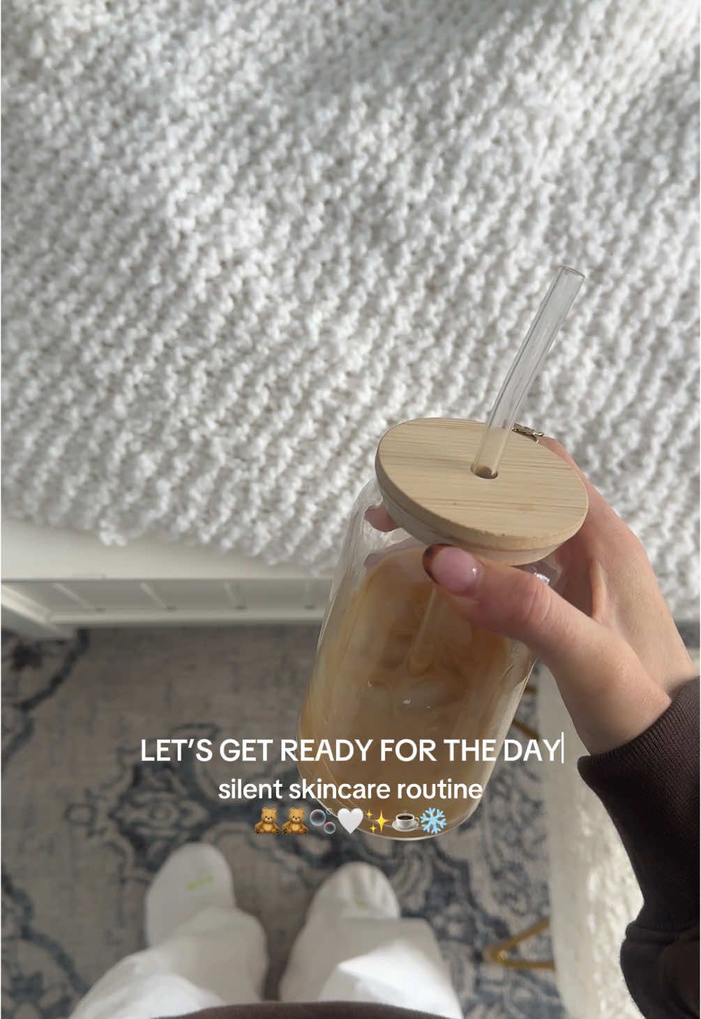 drop your fav skincare products below I neeed to start trying some new ones!✨VLOGMAS DAY 10 IS NOW UP!  #skincare #skincareroutine #morningskincare #morningroutine 