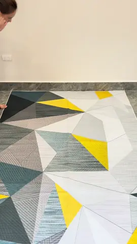 Thảm trải sàn trang trí phòng khách, phòng thờ chỉ hơn 100k #tham #thamtraisan #thamtraisanphongkhach #thamtraisangiare #thuyanhreview18 