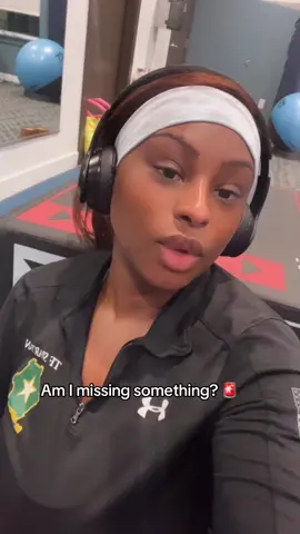 I’m not good with social cues sometimes ..  ——————————————————————— #social #socialcues #awkward #sarcasm #sympathy #attentionseeker #attentionwhore #gym #gymthoughts #GymLife #gymgirl #michaeljackson #pilates #weightlifting #weightlossjourney 