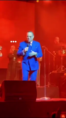 Pero No Me Ama 💞 #gilbertosantarosa #salsa #salsaromantica #salsabaul #exito #paratí #tiktokviral #musica #cantante #album #song 