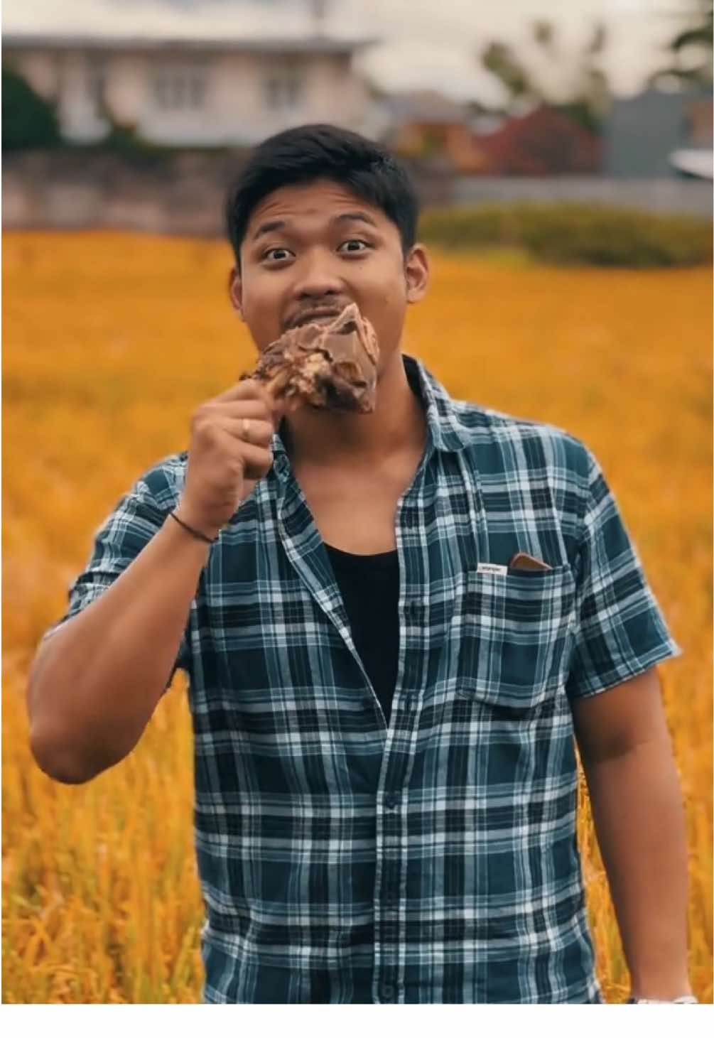 Tulang tulang apa yang enak?? Ya @Sup Tulang 3 Berandal lah broo • Kari Tulang Jumbo • Sup tulang • Jeroan Goreng • Ayam Pecak Wijen • Es Jeruk Sereh  #kulinermalang #Malang #Rayhanmci10 #infokulinermalang 