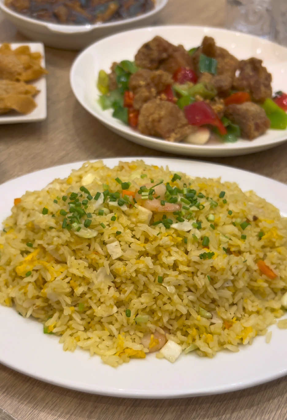 Rock, paper, scissors… and here’s my perfect Sarap Kasalo Meal! 🤭✨ A delicious transition from game to feast. Tag your food buddy and let’s eat!  📍Visit us at these branches: SM Megamall Robinsons Manila SM Mall of Asia Festival Mall Alabang SM Fairview SM Baguio #fyp #foryou#foryouupage #s#superbowlofchinas#superbowlofchinaphs#SuperBowls#sarapkasalomealsc#cravingsf#Foodief#tiktokfoodieph #tiktokfoodieph 