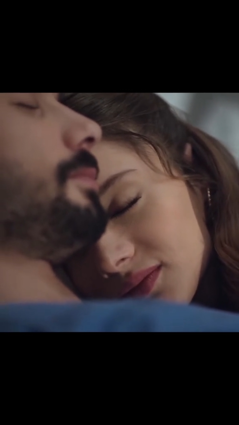 do you love me? 😭😭 Missing my babies together #hudutsuzsevda #HalZey #fyp #turkishseries #turkey🇹🇷 #fyppp #diziler #2442 #drama #diziedit #f #turk #dramaa 