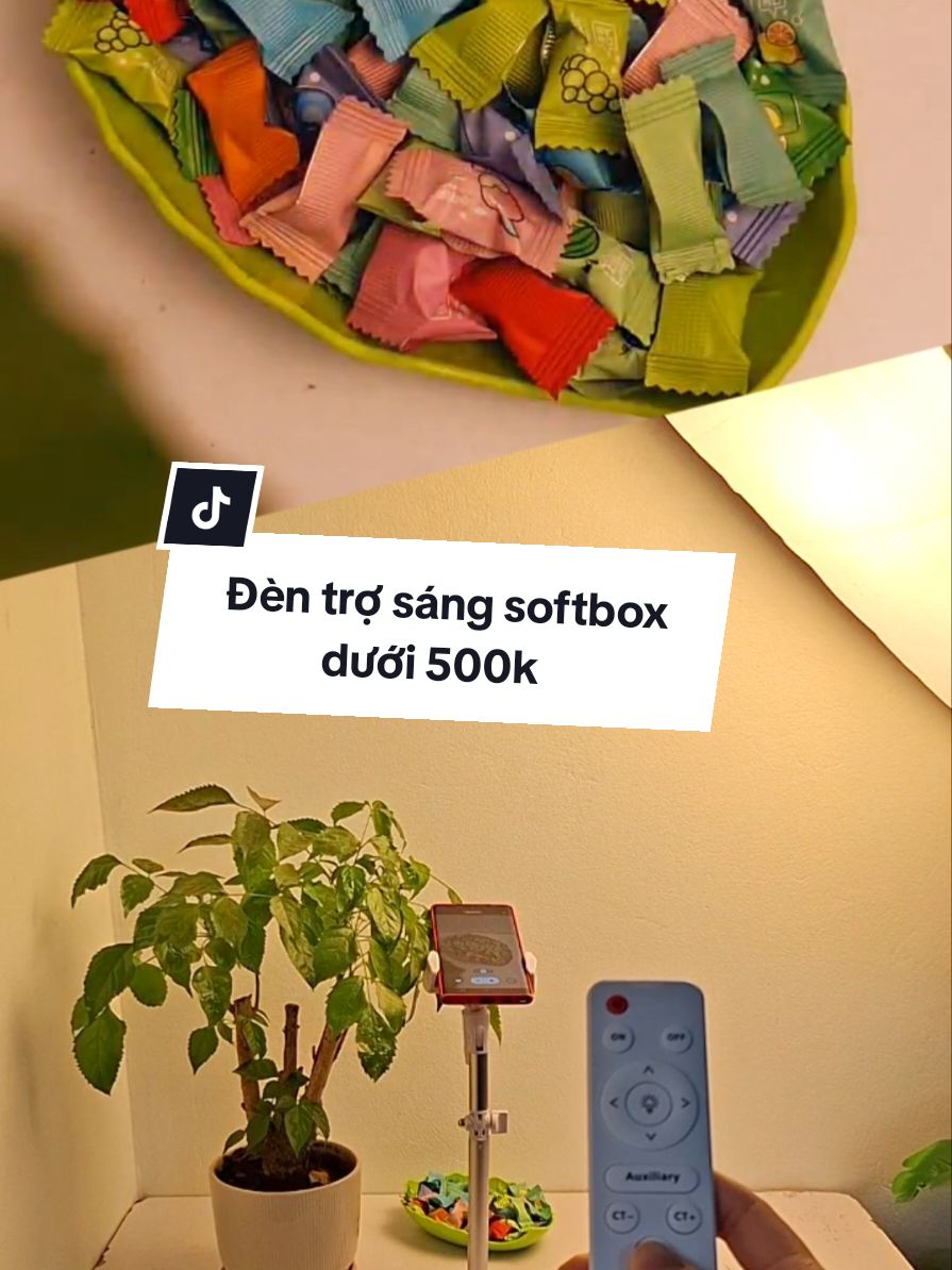 Có đèn trợ sáng khi quay video hay phát livestream nhìn video/phiên live của chúng ta khác hẳn luôn ha mọi người. Nhìn chất lượng chuyên nghiệp luôn hẳn. Sáng hơn, nét hơn, da dẻ mịn màng hơn, sản phẩm nổi bật hơn. #denlivestream #dentrosang #densoftboxvuong #xaykenh #xaykenhtiktok #LearnOnTikTok #meanchiase 