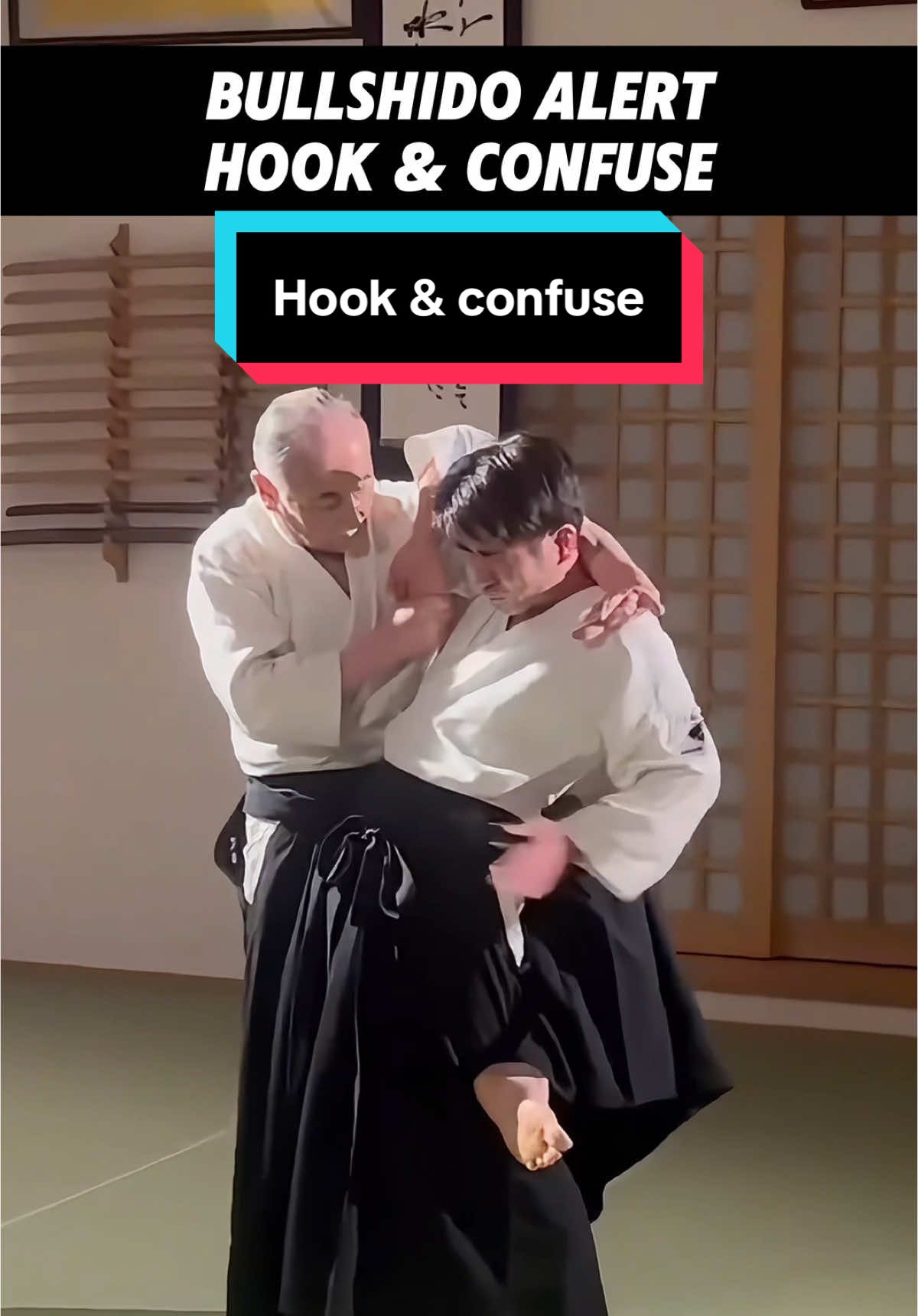 Hook and confuse 🤨 #mma #martialarts #UFC #funnyvideos #sportsontiktok 