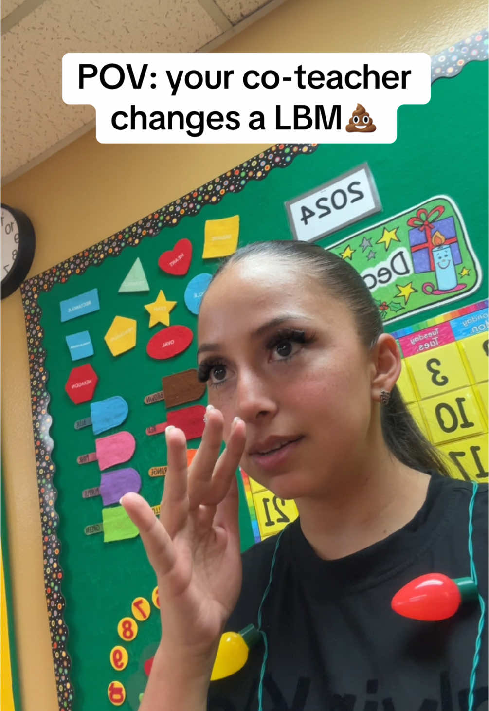 IT SMELLED💩😂😂😂 #diditsmell #teacher #toddlerteacher #diaper #diaperchange #lbm