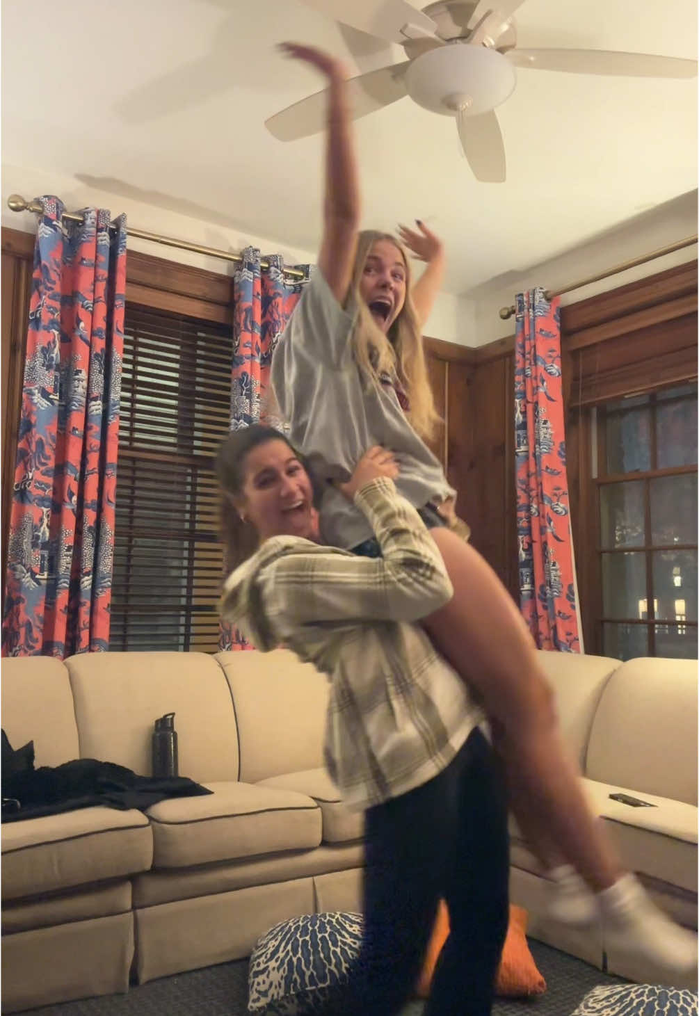 who needs men when you have sara @Sara Wodnicki #jackedandkind #boom #strongasf #shakingthewholehouse #fyp #foryoupage #foryou #goviral