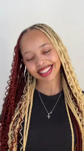 Tried some color 🥰 #goddessbraids #fyp #colors #hairtok #braider #longbraids #hair #braid #curls #tiktokbotswana🇧🇼tiktoksouthafrica🇿🇦 
