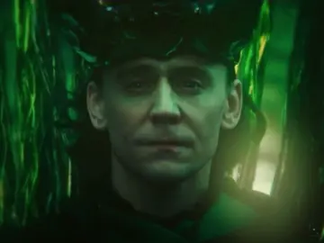Im a million different people #loki #lokilaufeyson #tomhiddleston #gloriouspurpose #thor #avengers #ragnarok #mcuedit #marvel #whatif #edit #viral_video #fyp