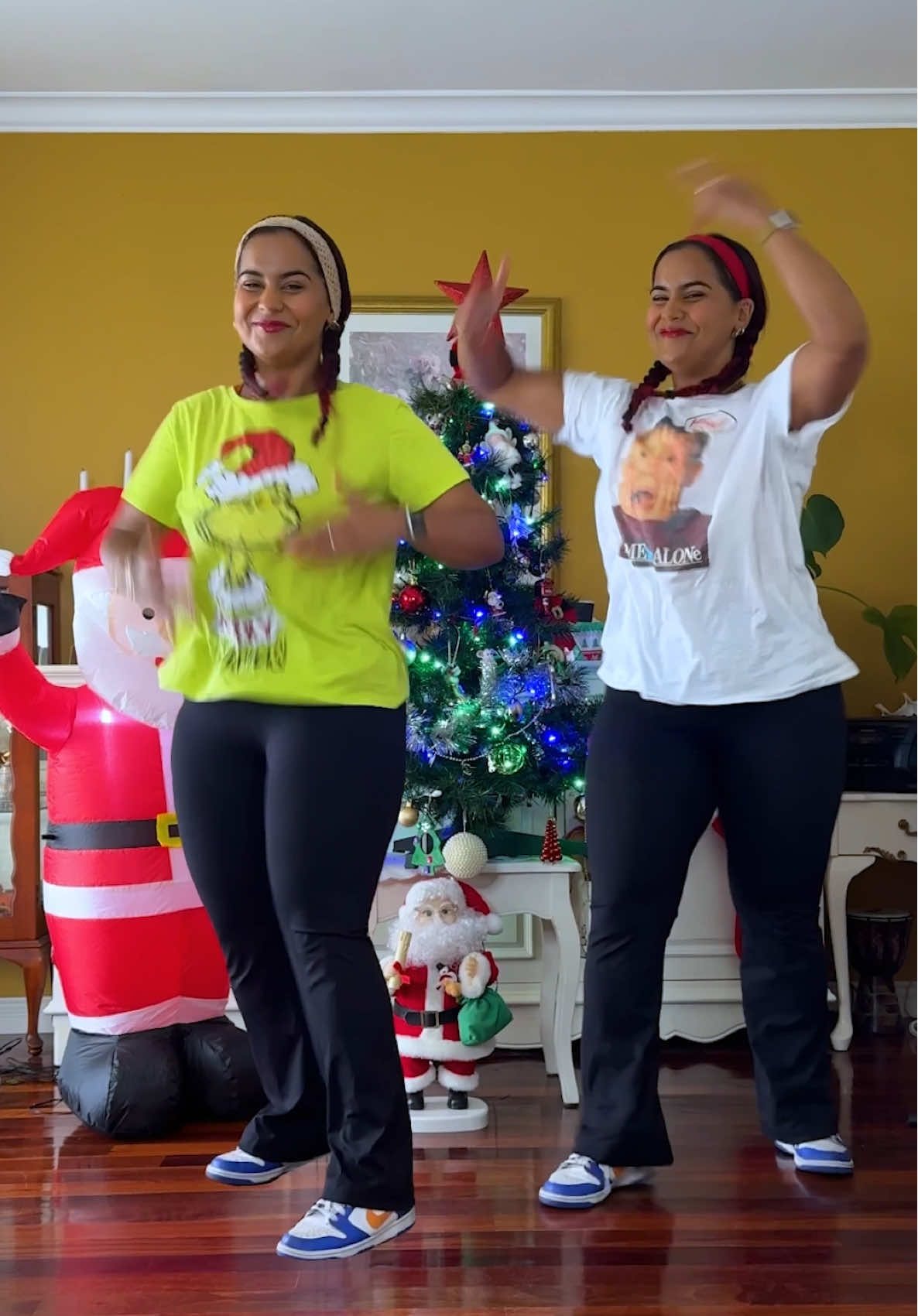 CHRISTMAS DANCES ALWAYS HIT 😍🎄🔥 || DC: @Brooklyn Juvé || #dance #polarexpress #christmas 