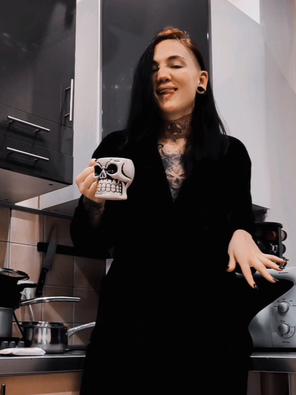 #deeppurple -your alarm clock for today🤘🖤 #heavymetal #heavy #goodmorning #highwaystar #metalgirl #fyp #metalmorning #metalfamily #metalsong #metalgirl #metalhead 