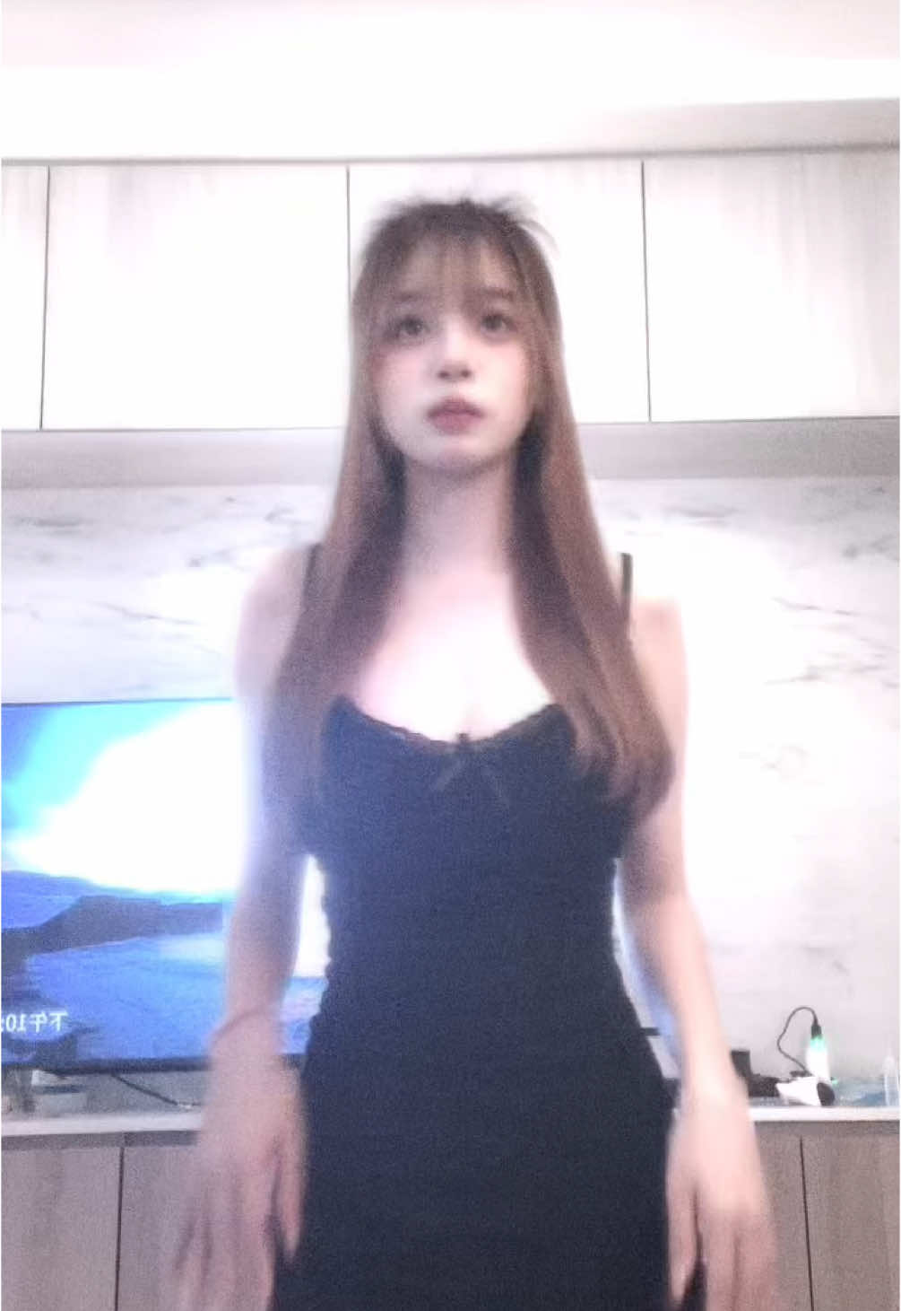 放個鉤子 看看可以釣到幾個老婆🪝