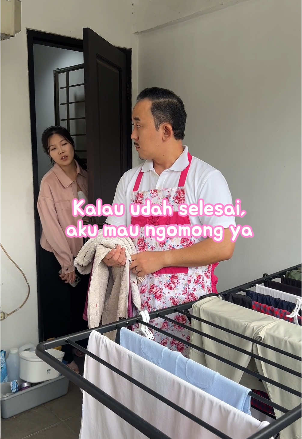 Dimintain duit ayo, diajak ngomong malah loyo 🤨 Siapa itu? yaaa... suami saya 😣 #noonarosa #suamiistribahagia #korean #suamiistri #indonesia #fyp 