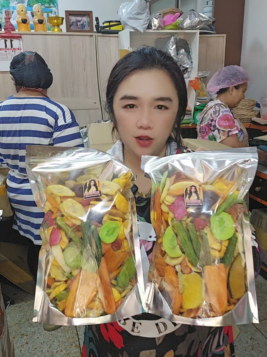 ผักกรอบ แบ่ง 2 ถุง รวม 1 กิโล ไหม่ กรอบ รีบกดกันเลยจร้า #tiktokshop1212ลดใหญ่ท้ายปี #1212tiktokshopping #กินกับtiktok #ผักกรอบ #ผักอบกรอบ 