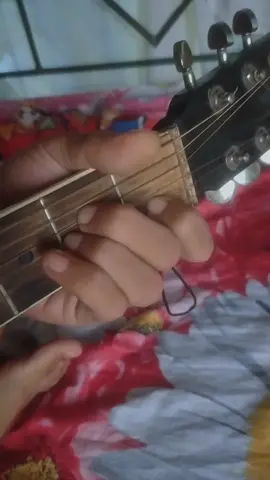 🎵 Luvia - Orang Yang Salah ( Cover Akustik ) #luviaband #orangyangsalah #covergitar #xvzbca #masukberandafyp #coverakustik #fypage 
