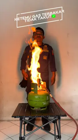 Klo ketemu api usahakan jangan takut.. takut itu ketika ketemu mantan …